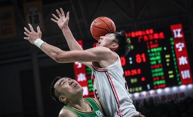 包含CBA季后赛训练课后再迎强敌;阿斯顿维拉止住颓势;主帅态度:细节曝光;数据层面出现新趋势的词条 包含CBA季后赛训练课后再迎强敌;阿斯顿维拉止住颓势;主帅态度:细节曝光;数据层面出现新趋势的词条